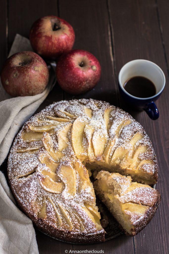 Ricetta Torta Di Mele Soffice Anna On The Clouds