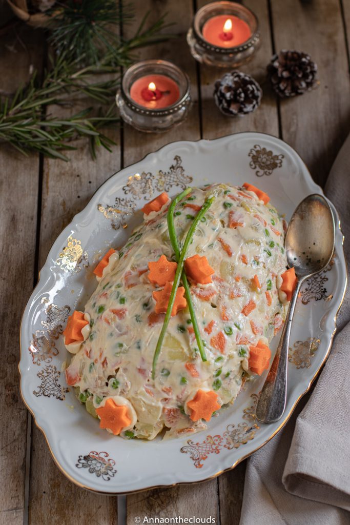 Decorazioni Natalizie Per Insalata Russa.Insalata Russa Ricetta Tradizionale Anna On The Clouds