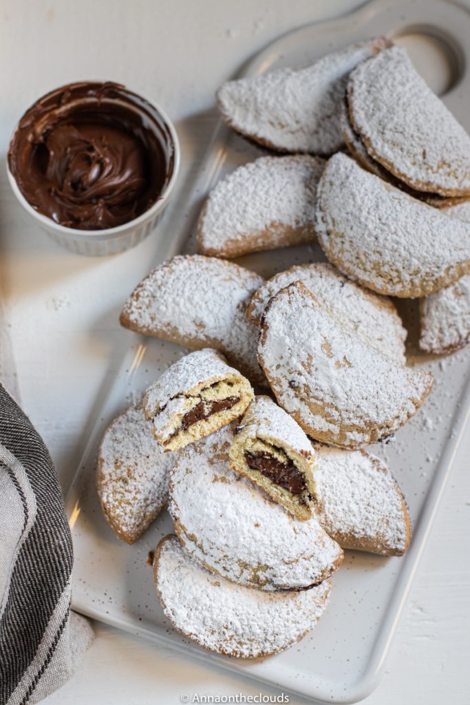 Ravioli dolci di Carnevale alla nutella: al forno