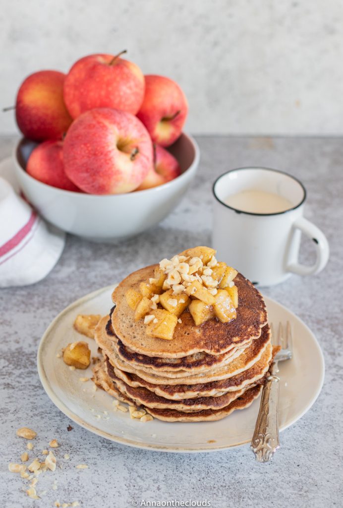 Pancake alle mele (light e vegan)