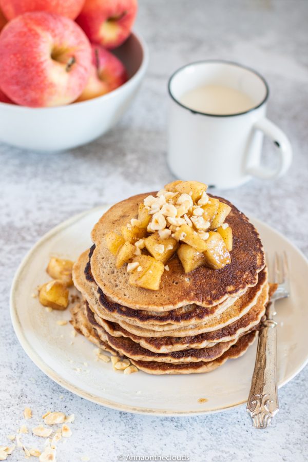 pancake con mousse alle mele