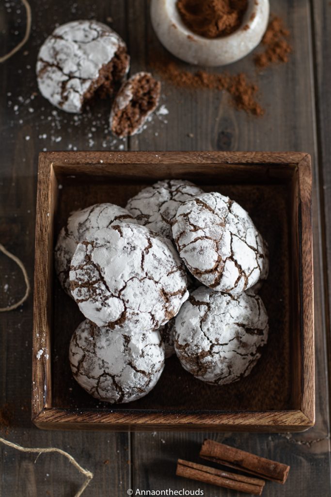 Crinkle cookies alle spezie: biscotti speziati