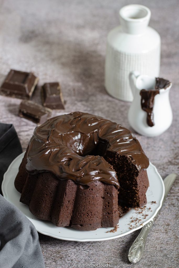 Bundt cake al cioccolato ricetta