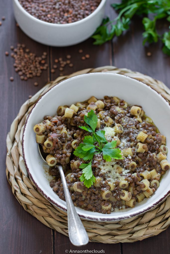 Pasta e lenticchie: ricetta cremosa facile e veloce